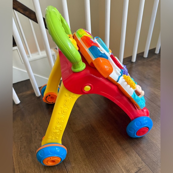 V Tech walker - Picture 3 of 3